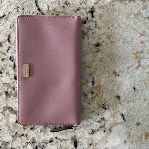 kate spade new york zip wallet